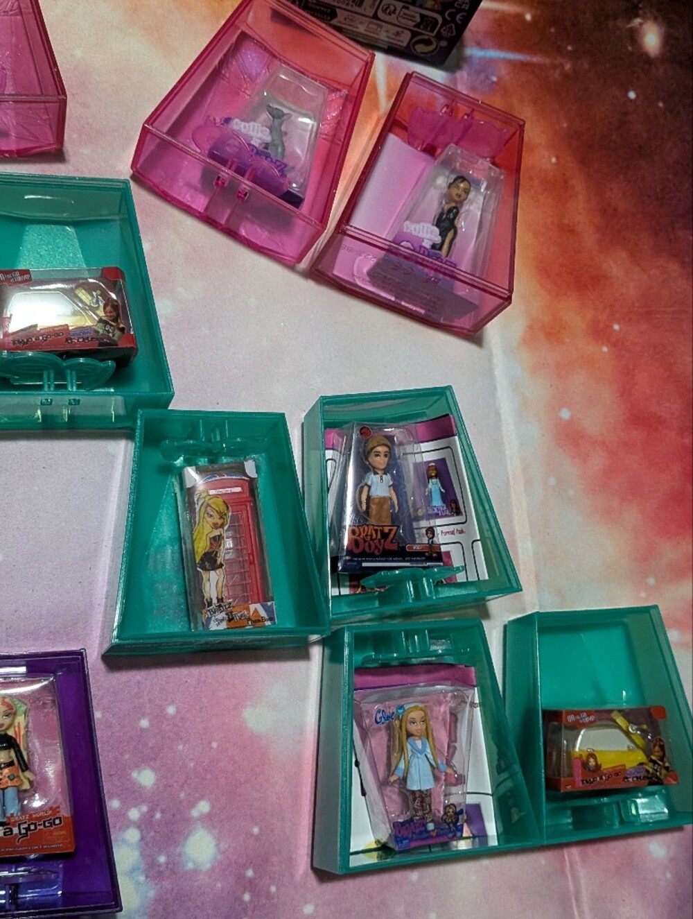 💋 Mini Bratz Bundle - Picture 4 of 4